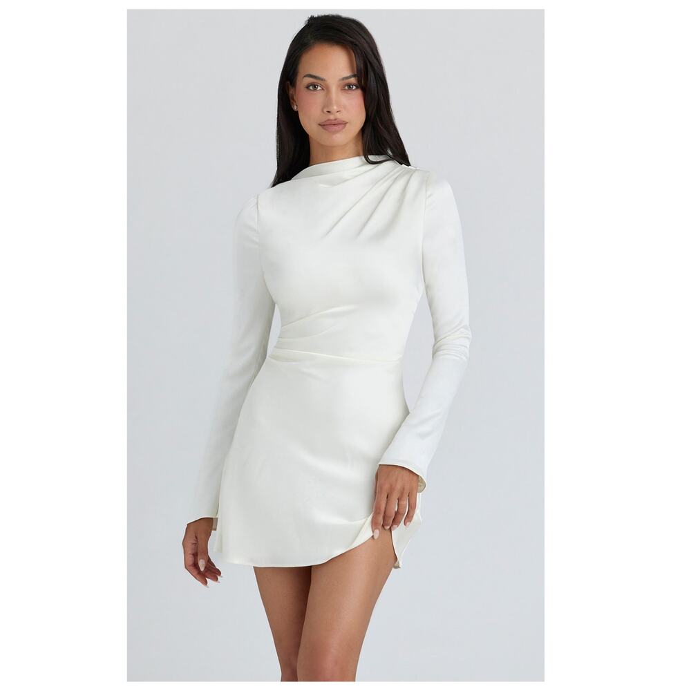 NEW HOUSE OF CB Lulu Pleated Long Sleeve Satin Minidress Size Medium